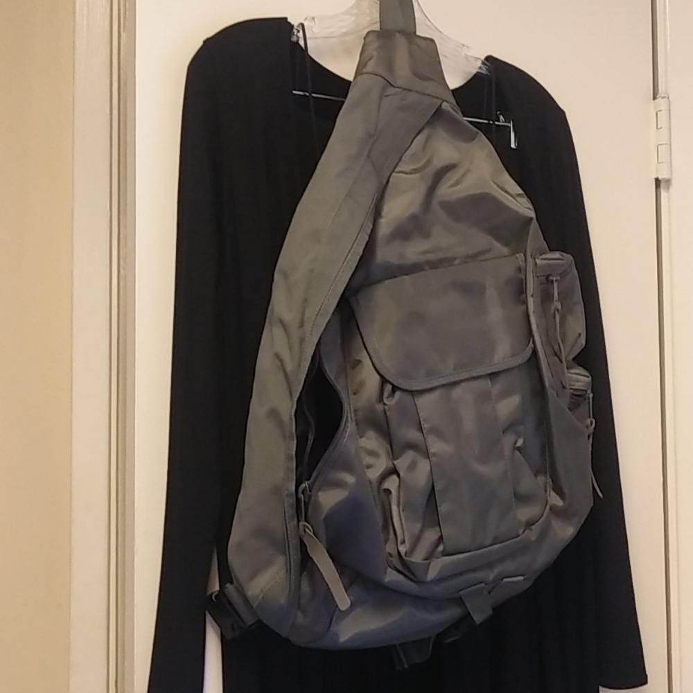 One shoulder backpack